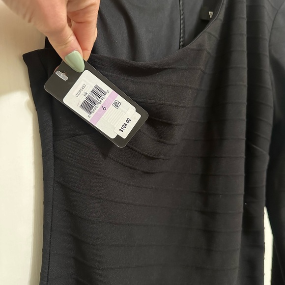 GUESS black one sleeve dress size 6. Never worn - Picture 2 of 4